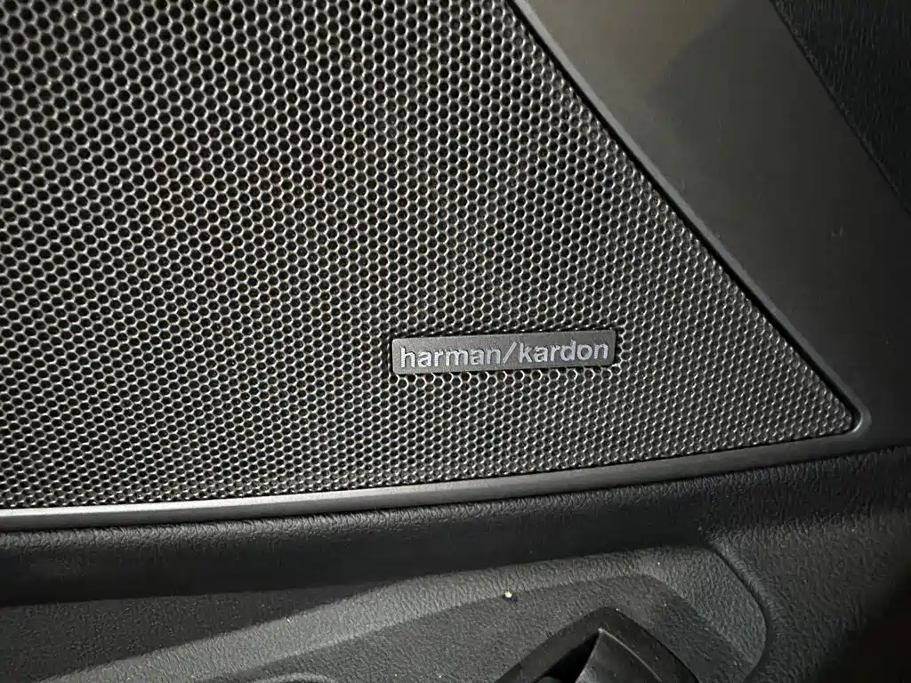 BMW 3 Series 2020 — фото 12
