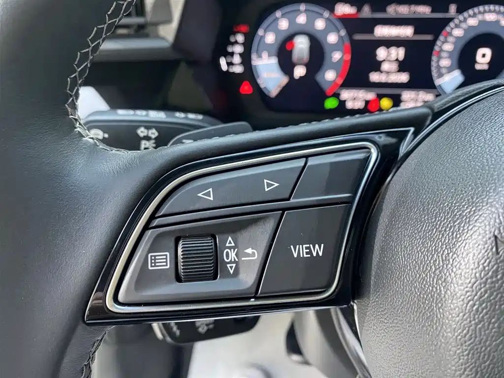 Audi A3 2023 — фото 19