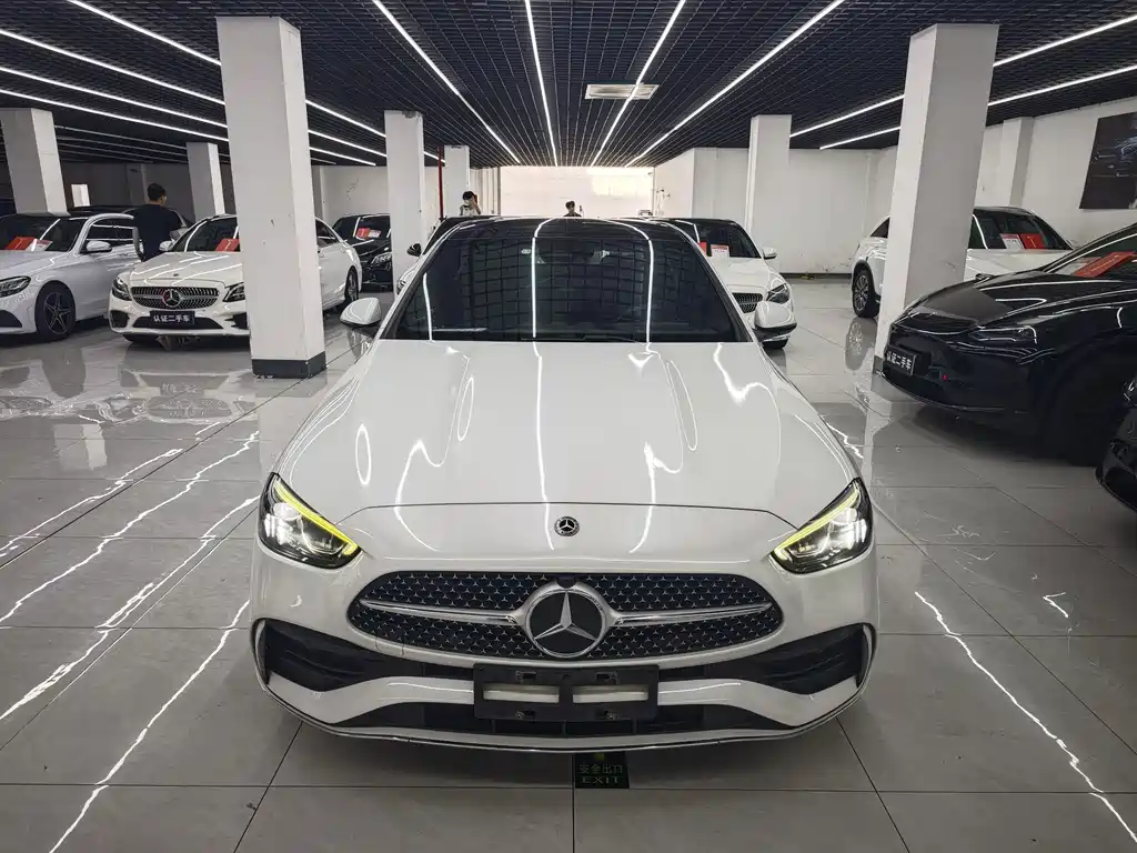 Mercedes-Benz C-Class 2021