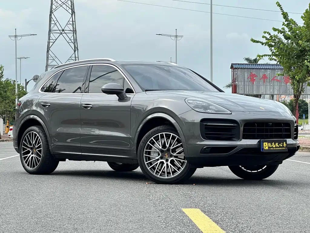 Porsche Cayenne 2020 — фото 3