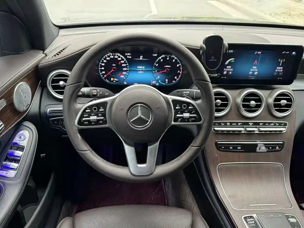 Mercedes-Benz GLC 2020 — фото 14