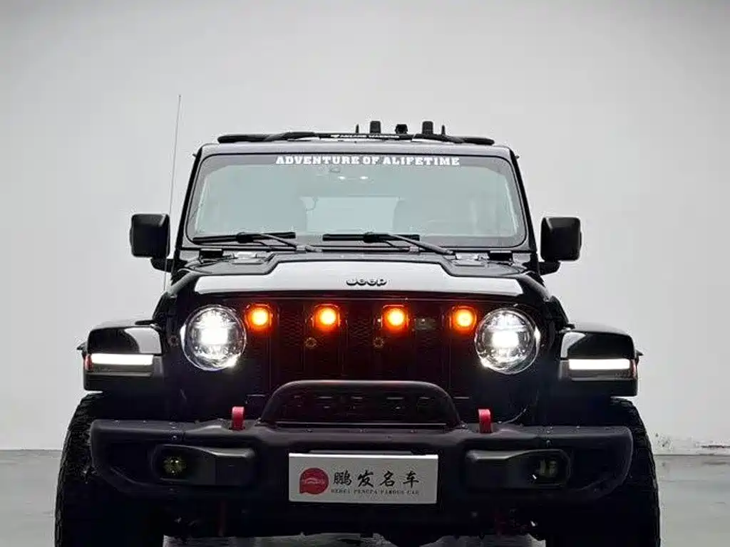 Jeep Wrangler 2021 — фото 2