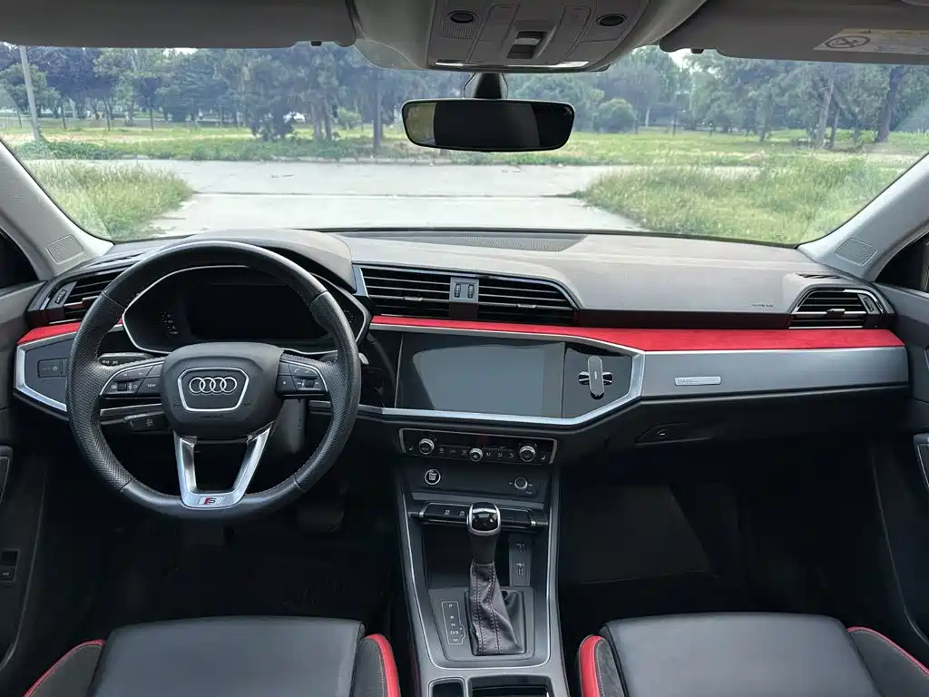 Audi Q3 Sportback 2021 — фото 19