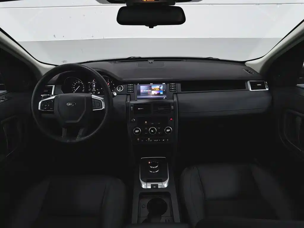 Land Rover Discovery Sport 2017 — фото 5