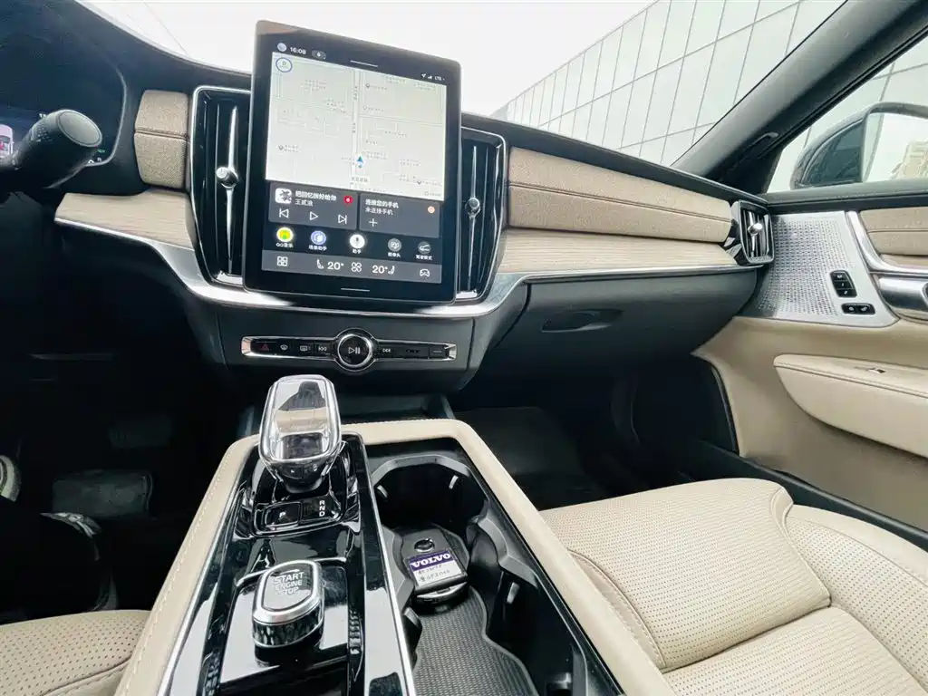 Volvo S90 PHEV 2025 — фото 19