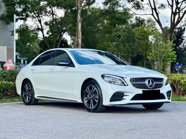 Mercedes-Benz C-Class 2019