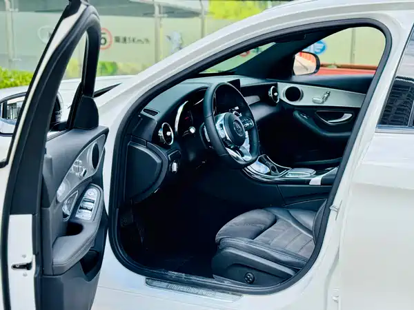 Mercedes-Benz C-Class 2019