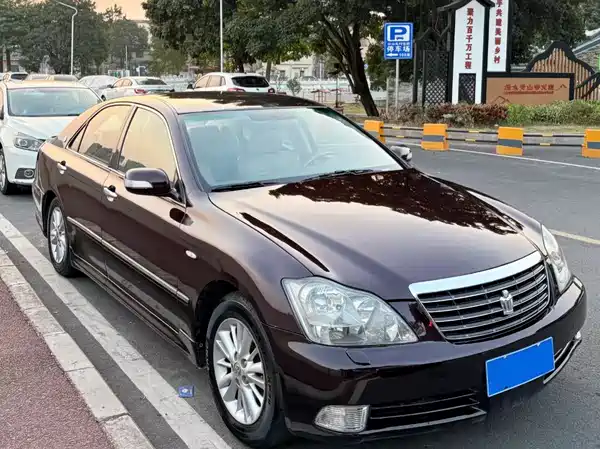 Toyota Crown 2006