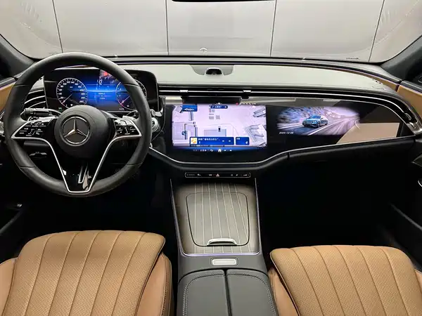 Mercedes-Benz E-Class 2024