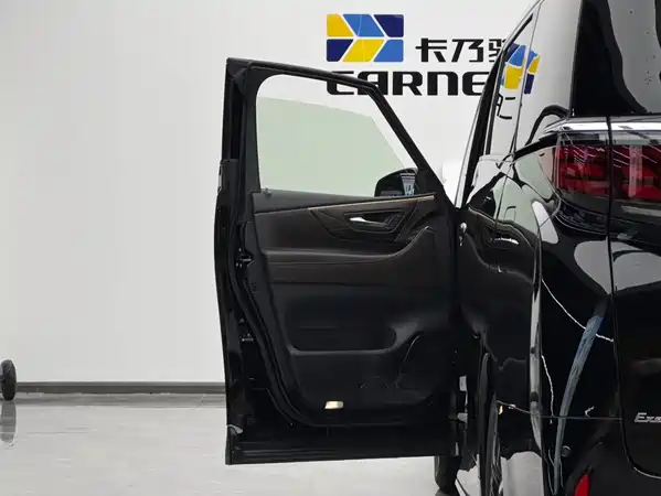 Toyota Alphard 2024