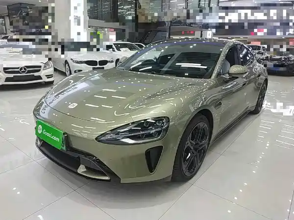 Xiaomi SU7 2025