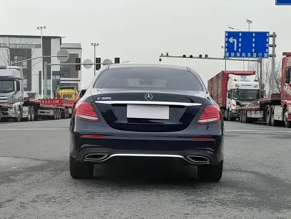 Mercedes-Benz E-Class 2020