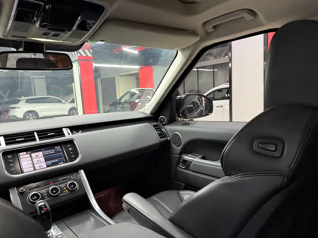 Land Rover Range Rover Sport 2014 — фото 11
