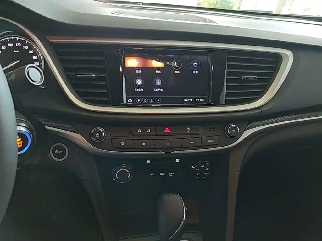 Buick Excelle 2021 — фото 13