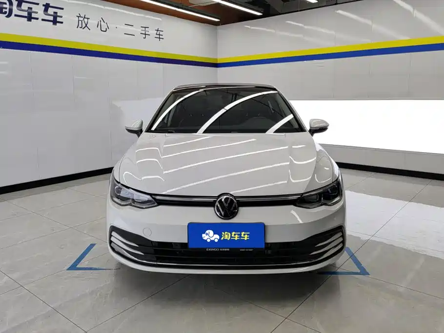 Volkswagen Golf 2022