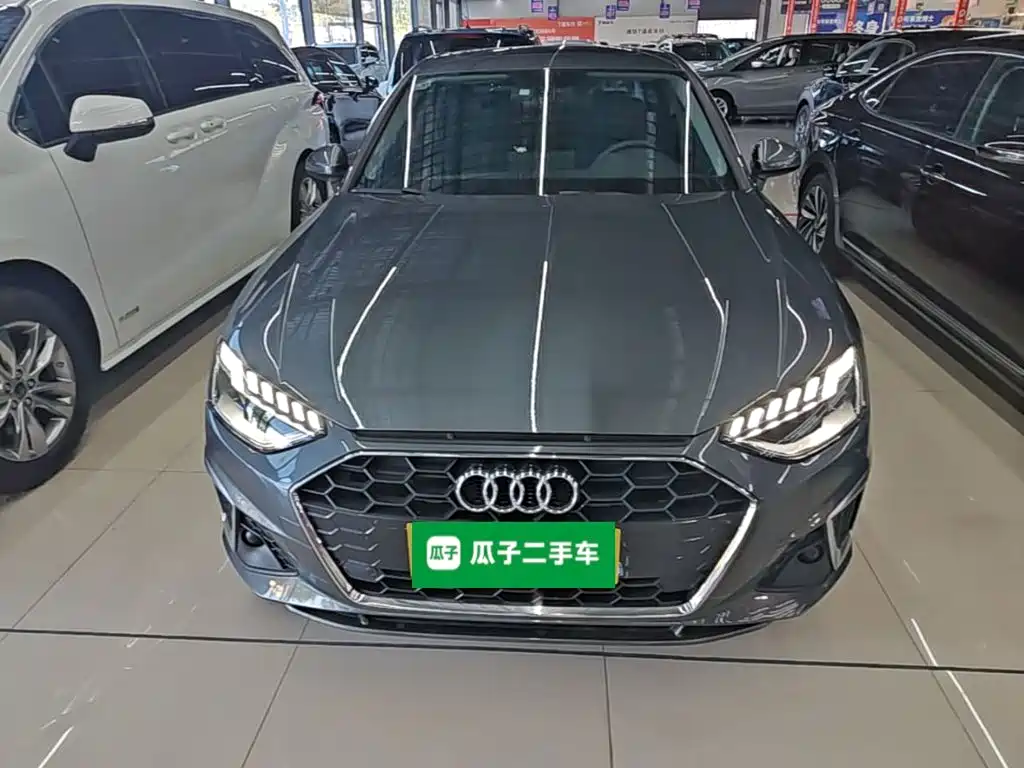 Audi A4L 2021