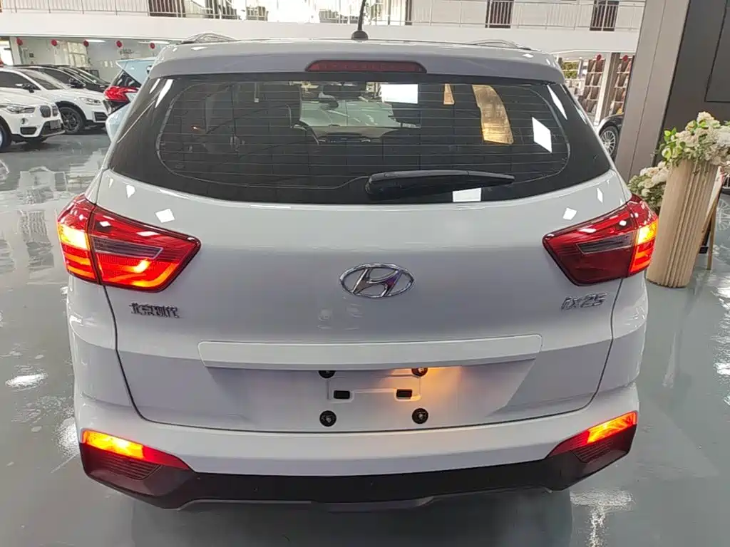 Hyundai ix25 2015 — фото 4
