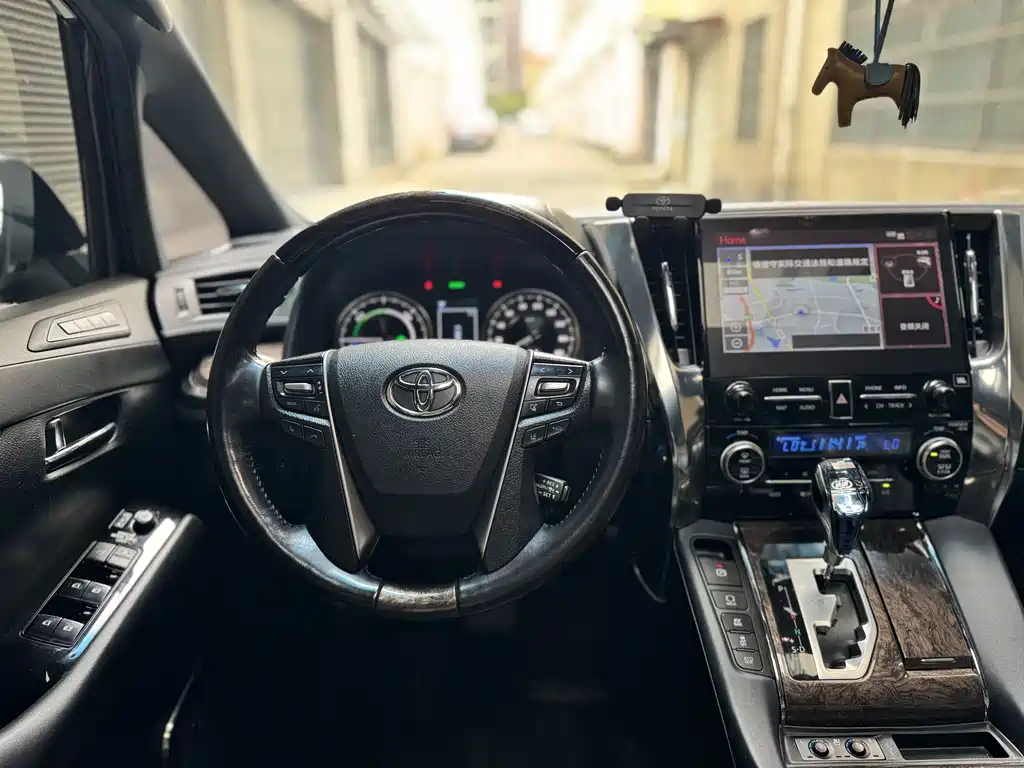 Toyota Vellfire 2020 — фото 7