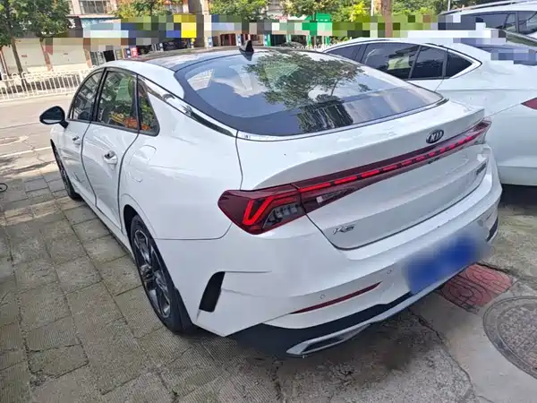 Kia K5 2021