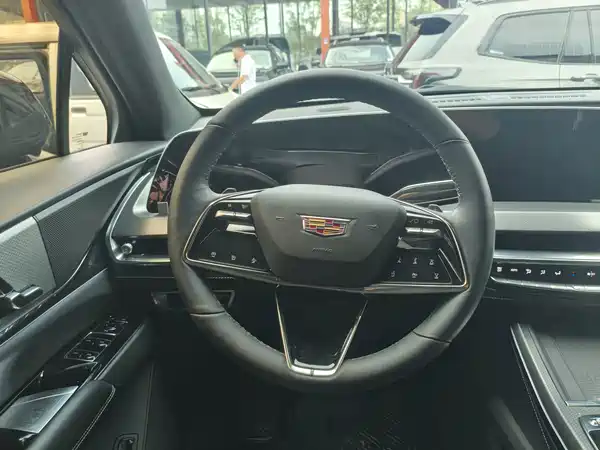 Cadillac XT5 2024