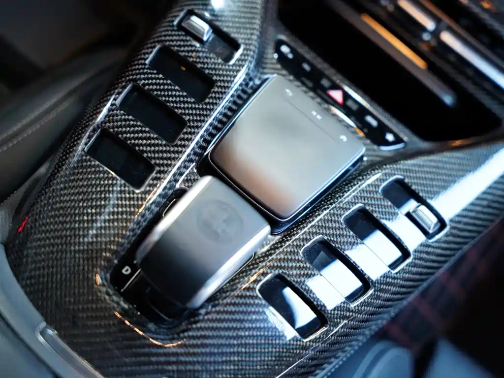 Mercedes-Benz AMG GT 2021 — фото 45
