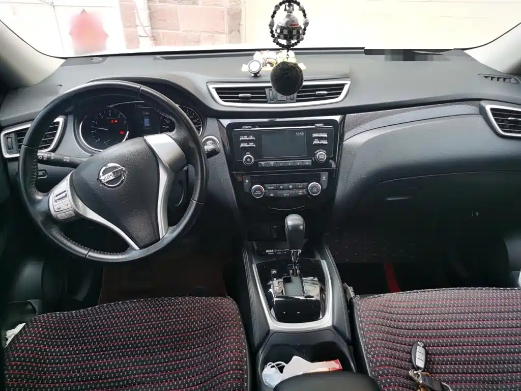 Nissan X-Trail 2015 — фото 13