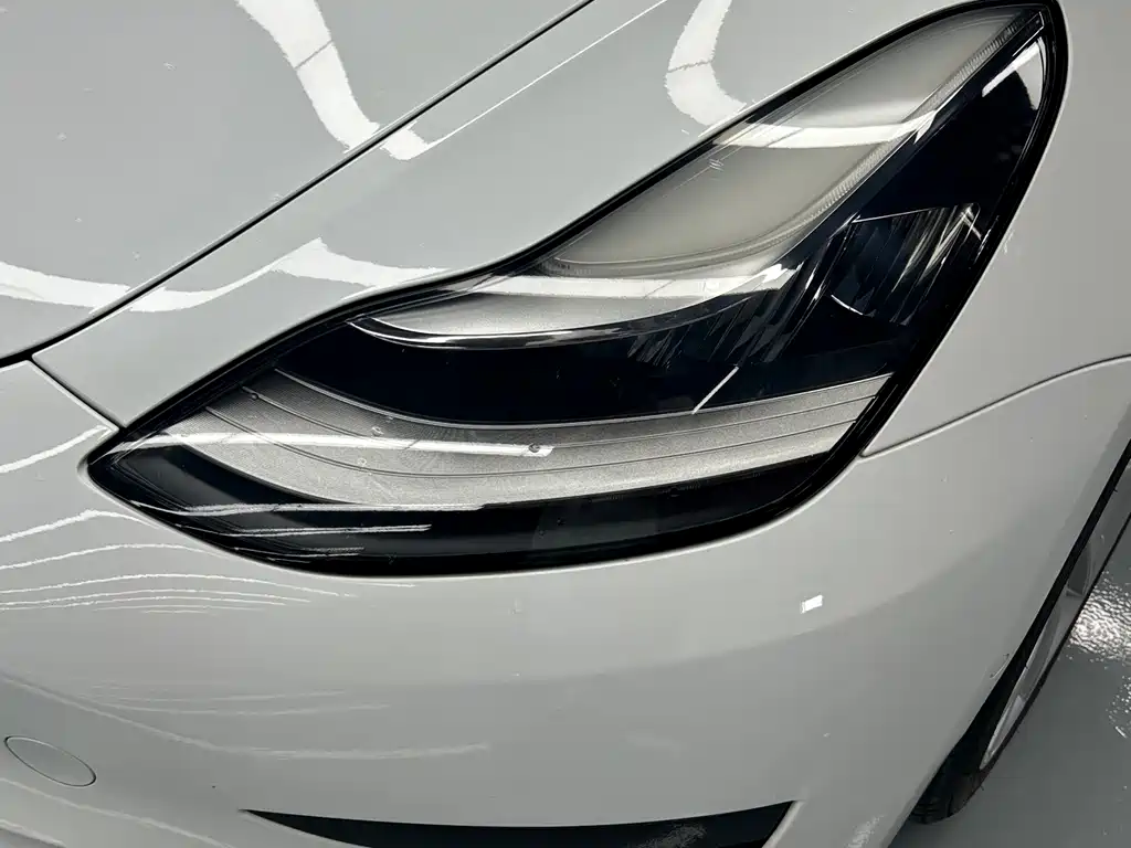 Tesla Model 3 2020 — фото 12
