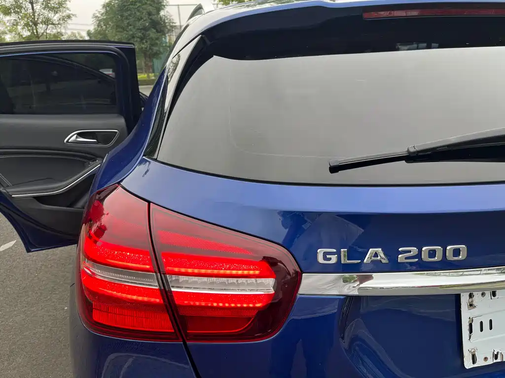 Mercedes-Benz GLA 2018 — фото 21