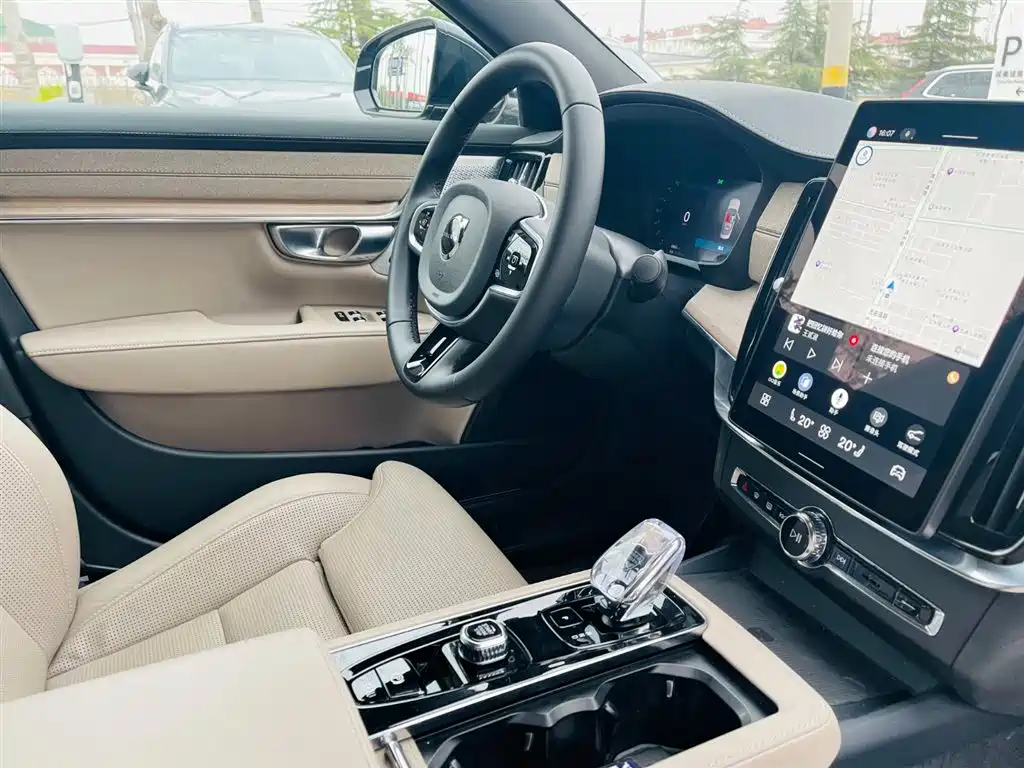 Volvo S90 PHEV 2025 — фото 10