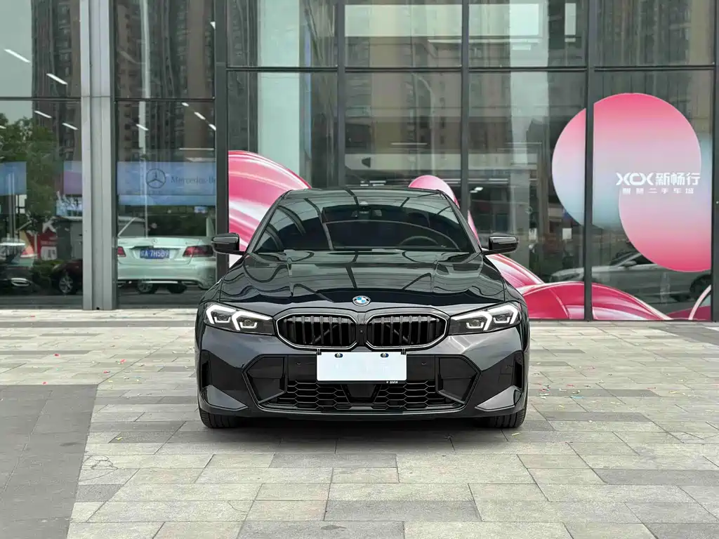BMW 3 Series 2025 — фото 2