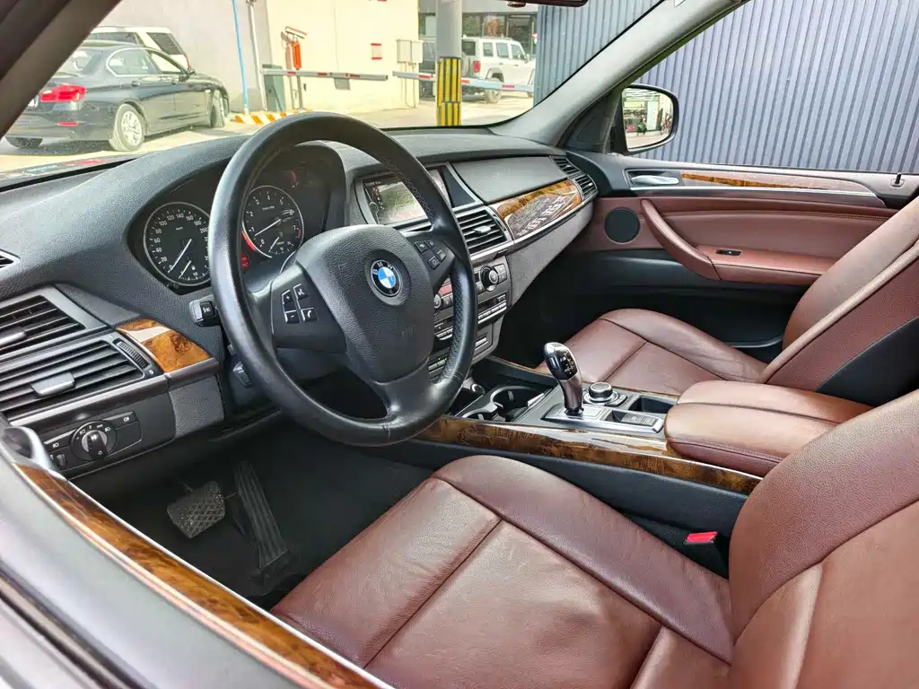 BMW X5 2011 — фото 13
