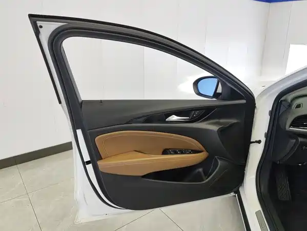 Buick Regal 2018