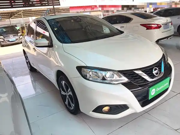 Nissan Tiida 2019
