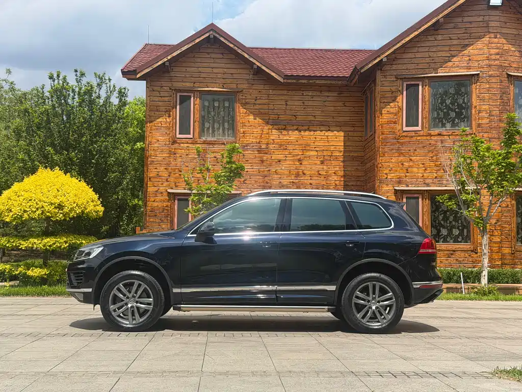 Volkswagen Touareg 2019 — фото 20