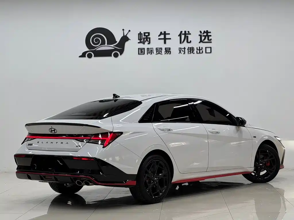 Hyundai Elantra 2023