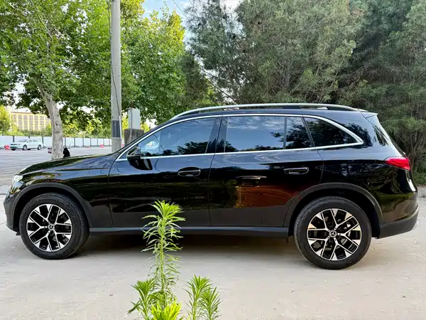 Mercedes-Benz GLC 2024
