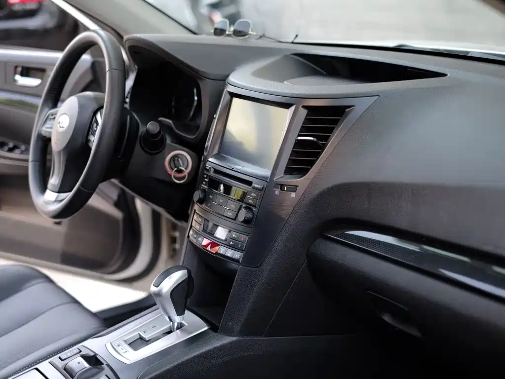 Subaru Outback 2014 — фото 37