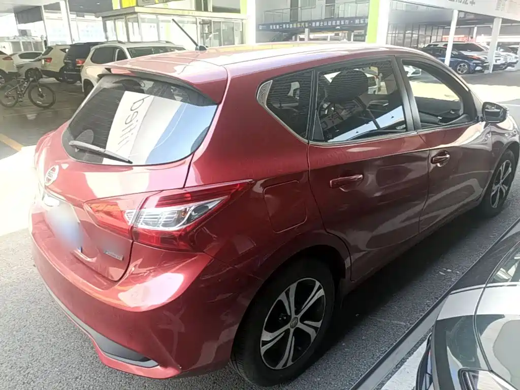 Nissan Tiida 2019