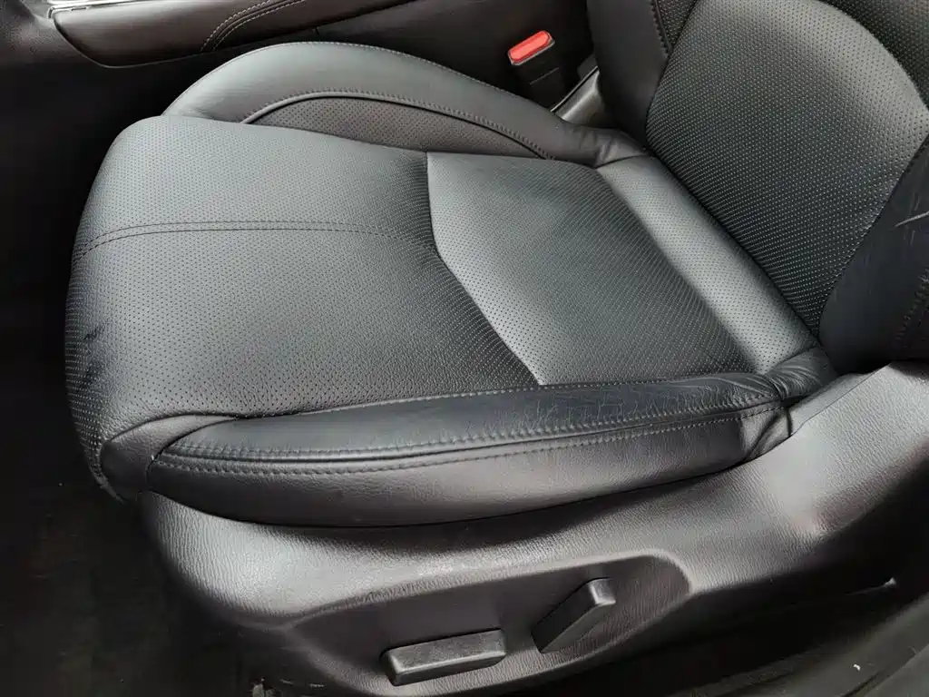 Mazda 3 Axela 2017 — фото 20