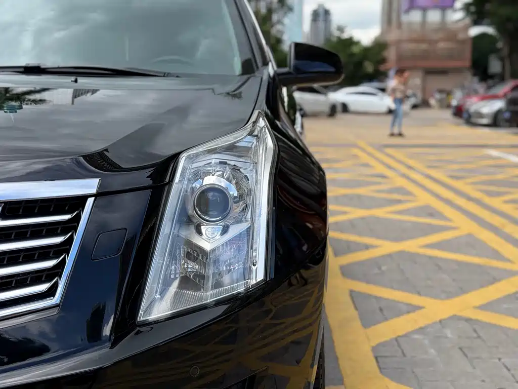 Cadillac SRX 2014 — фото 18