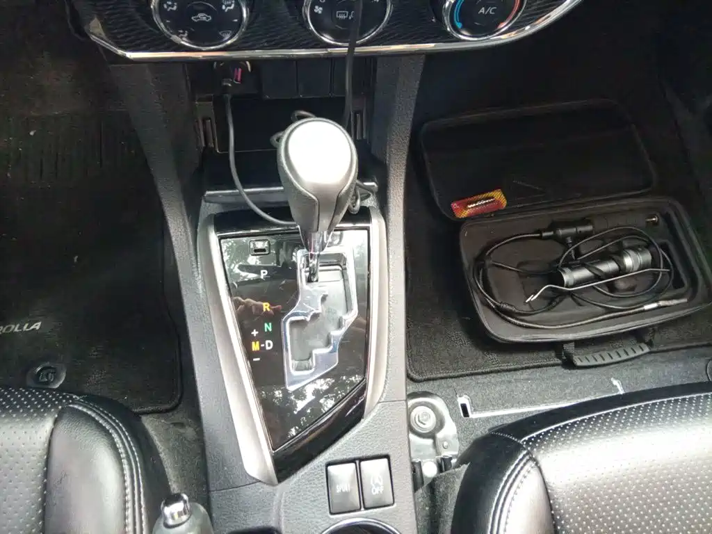 Toyota Corolla 2017 — фото 15