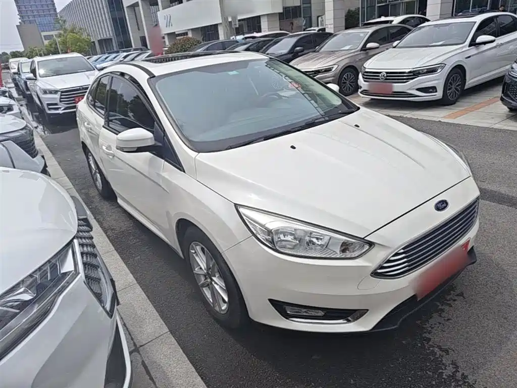 Ford Focus 2016 — фото 4