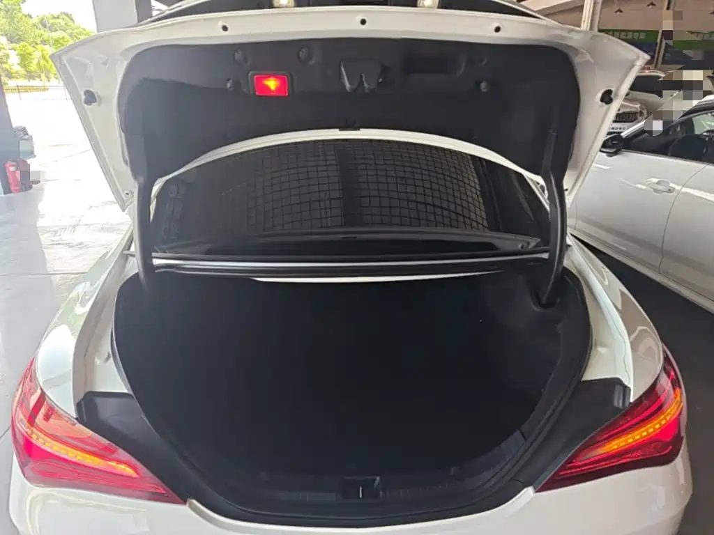 Mercedes-Benz CLA 2018 — фото 19