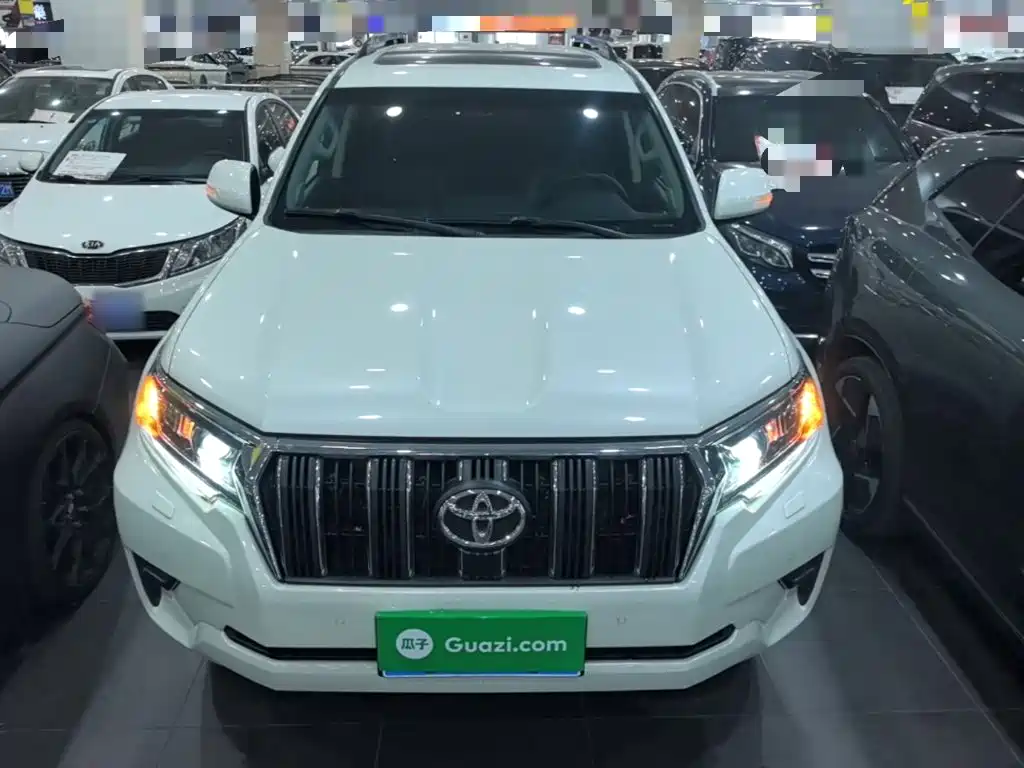 Toyota Prado 2018 — фото 3