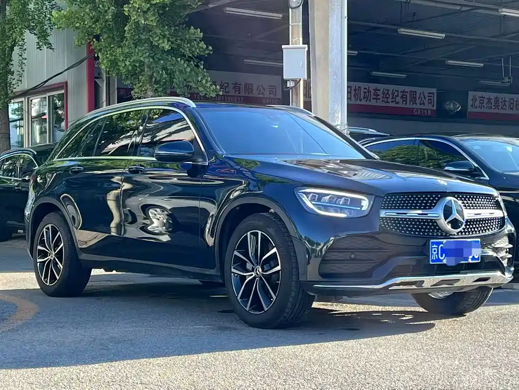 Mercedes-Benz GLC 2023 — фото 3