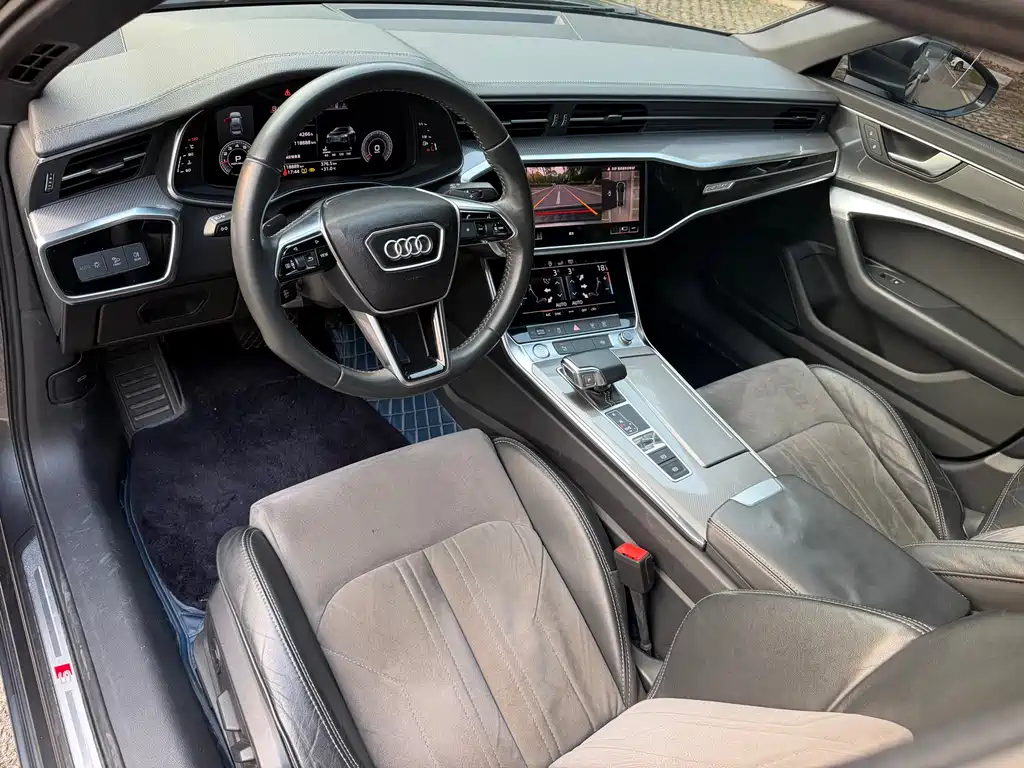 Audi A6L 2020