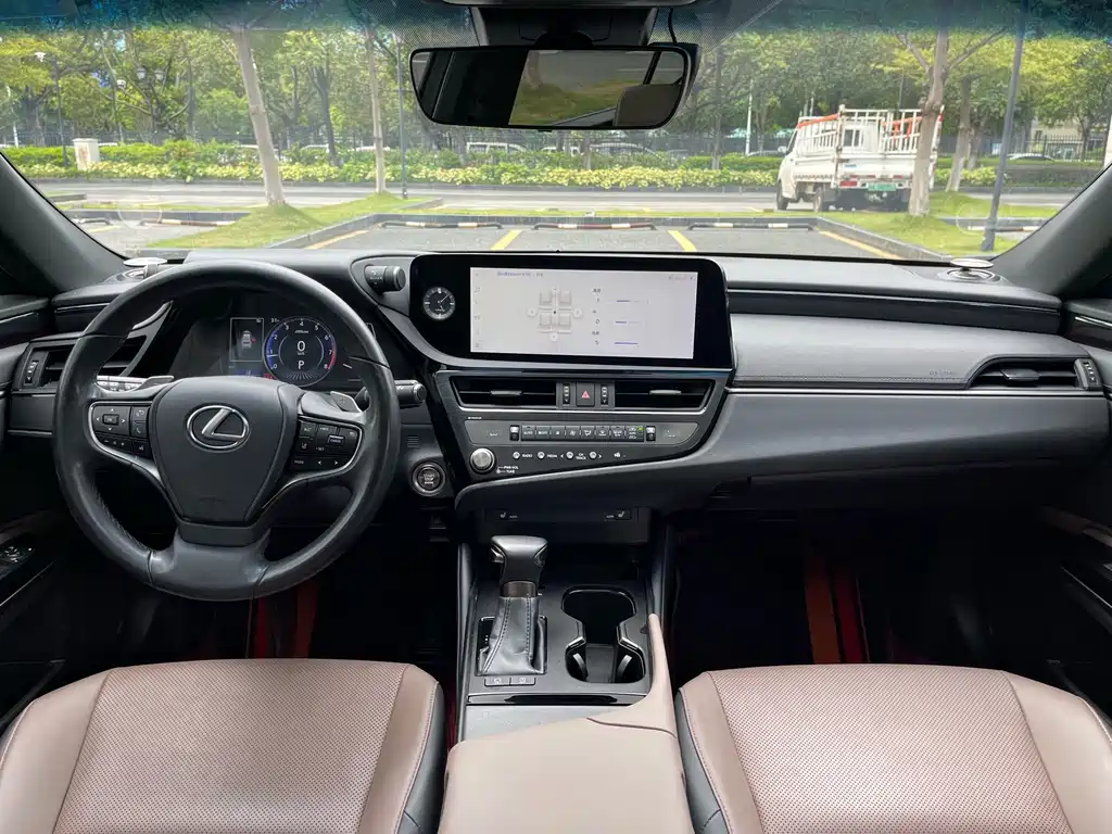 Lexus ES 2023 — фото 16