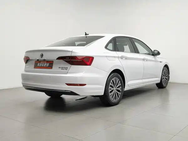 Volkswagen Sagitar 2021