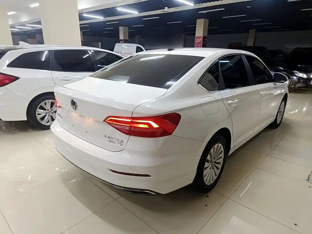 Volkswagen Lavida 2021