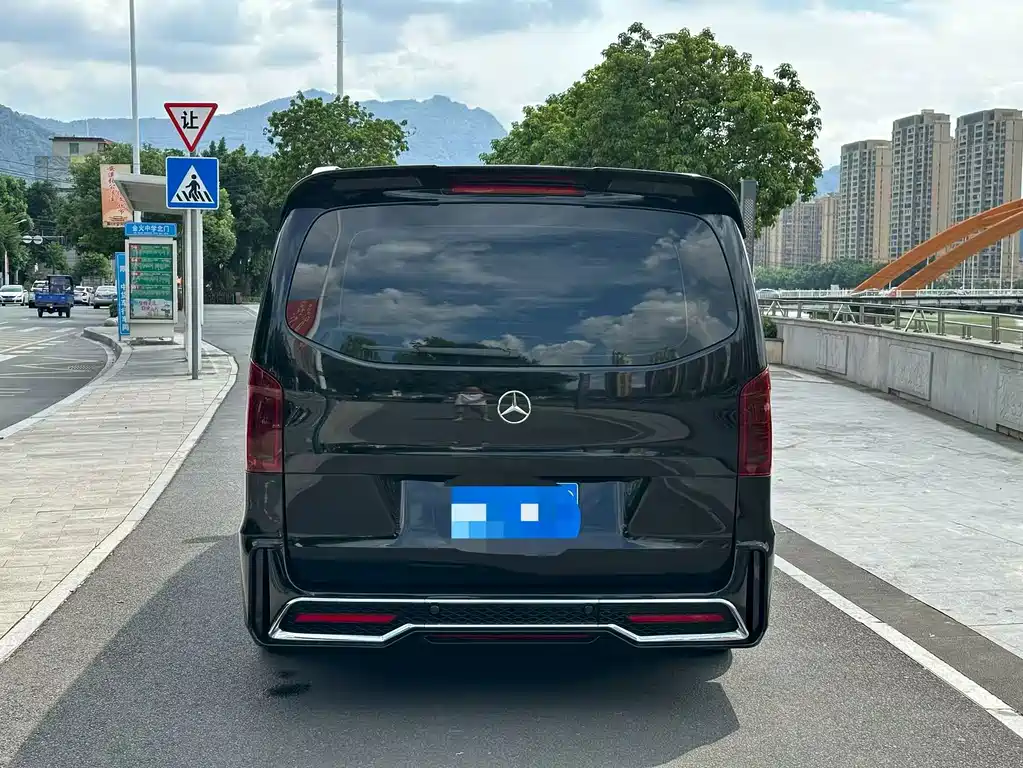 Mercedes-Benz Vito 2025 — фото 4